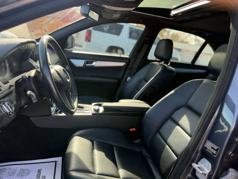 2008 Mercedes-Benz C-Class C 300 Luxury 4MATIC