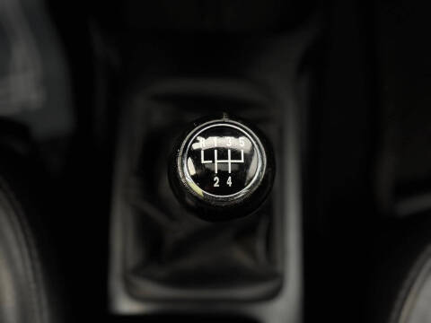 2009 Volkswagen New Beetle Base PZEV