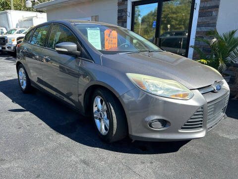 2014 Ford Focus for sale at SELECT MOTOR CARS INC in Gainesville GA