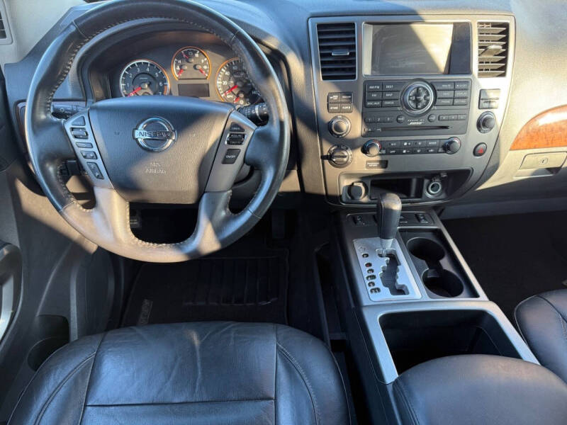 2015 Nissan Armada Platinum