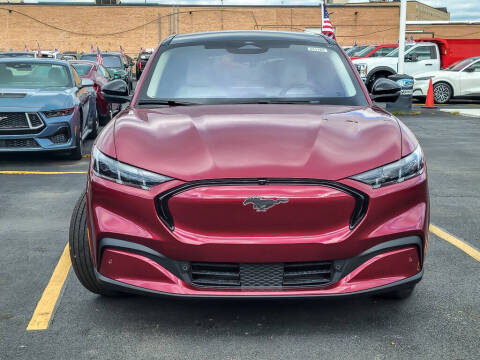 2025 Ford Mustang Mach-E Premium