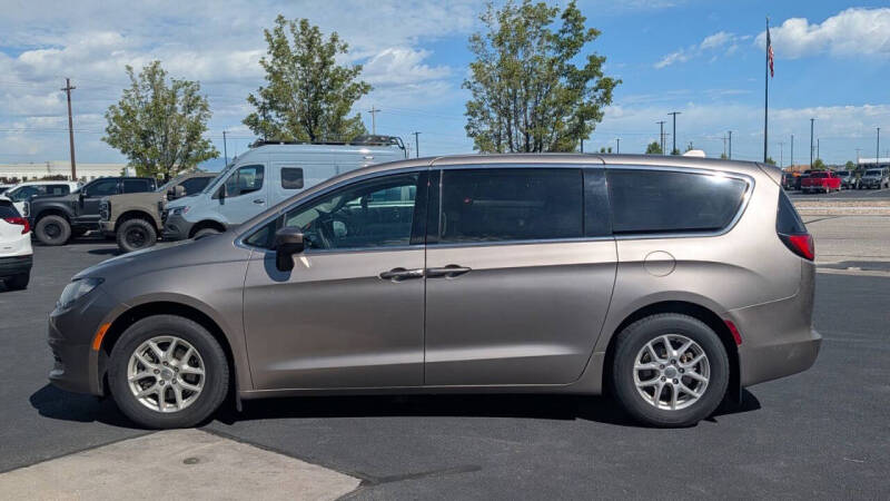2018 Chrysler Pacifica LX