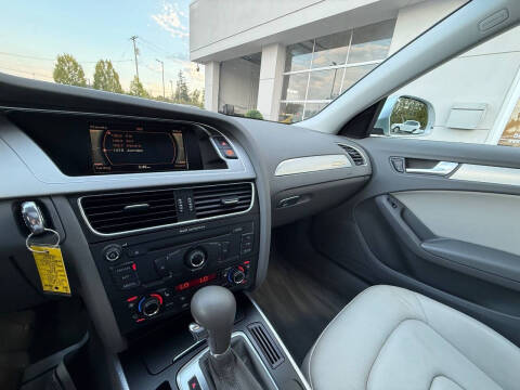 2009 Audi A4 2.0T quattro Premium Plus