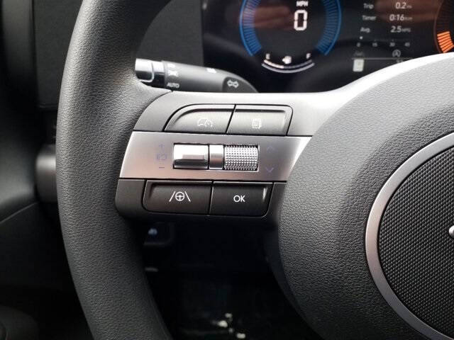 2025 Hyundai Kona SE