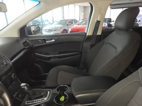 2016 Ford Edge SE