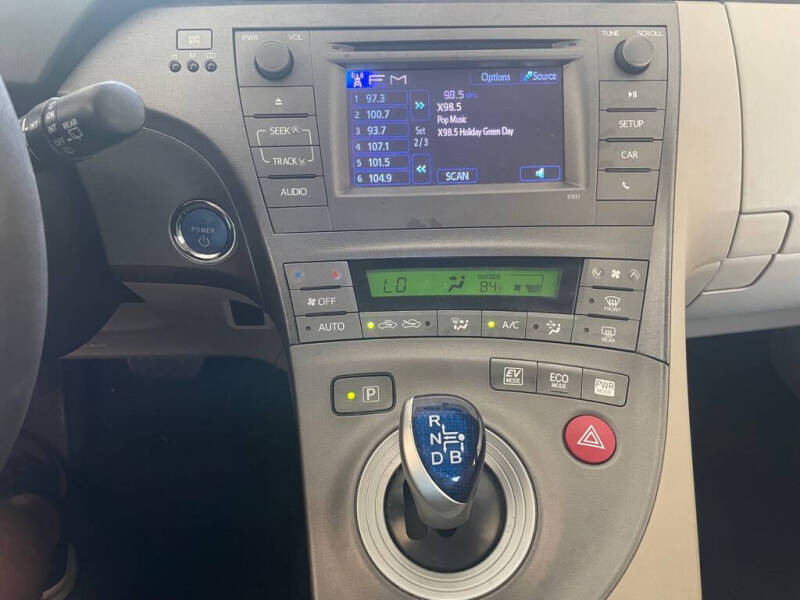 2013 Toyota Prius Two