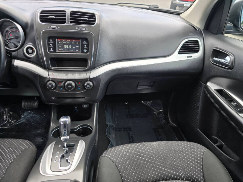 2019 Dodge Journey SE