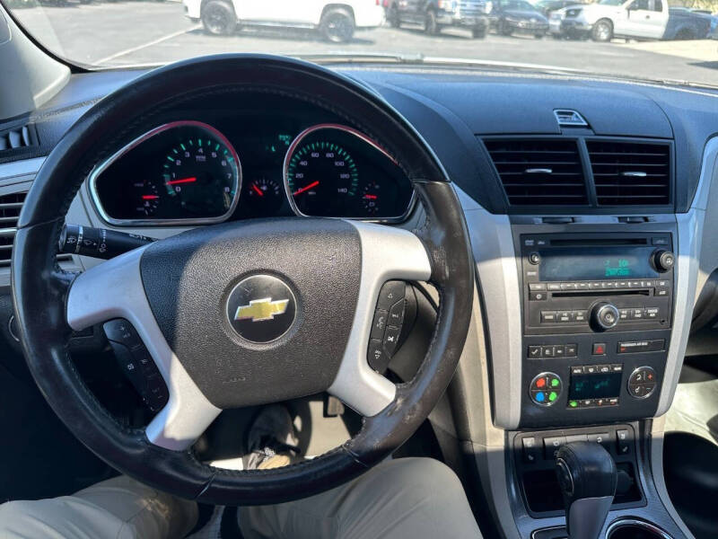 2011 Chevrolet Traverse LTZ