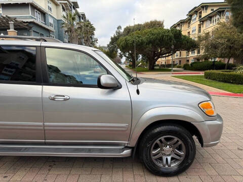 2004 Toyota Sequoia Limited