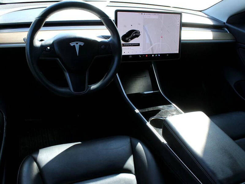 2019 Tesla Model 3 Standard Range Plus