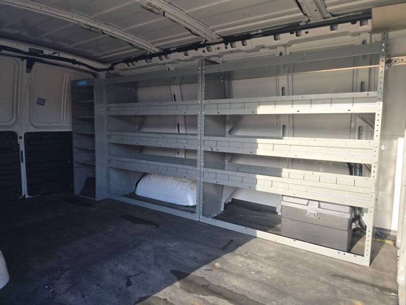 2021 Chevrolet Express 2500