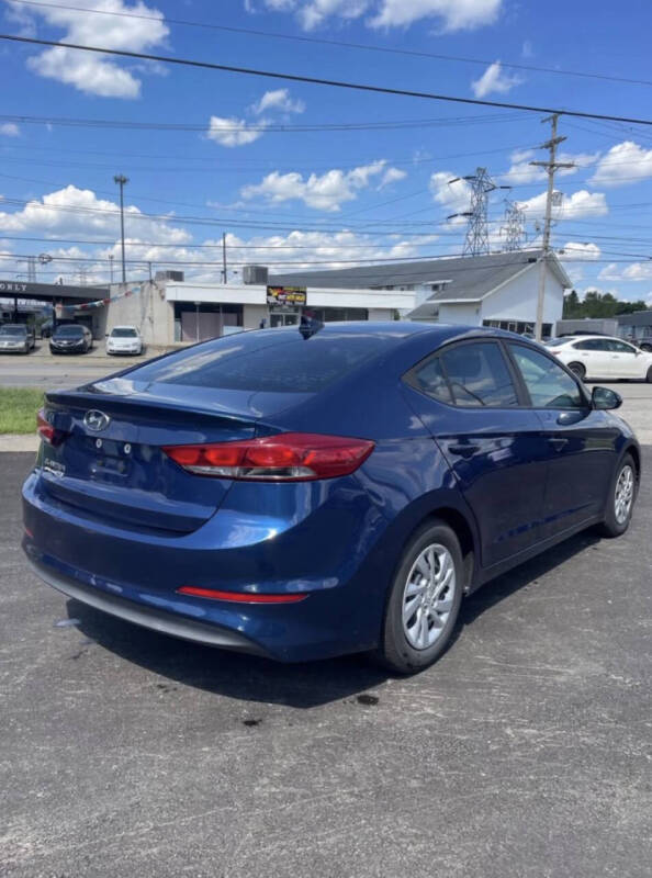 2017 Hyundai Elantra SE