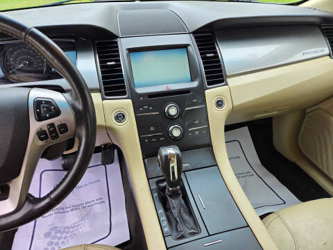 2015 Ford Taurus SEL