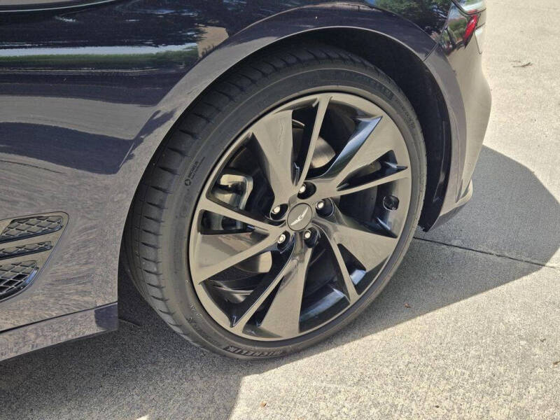 2023 Genesis G70