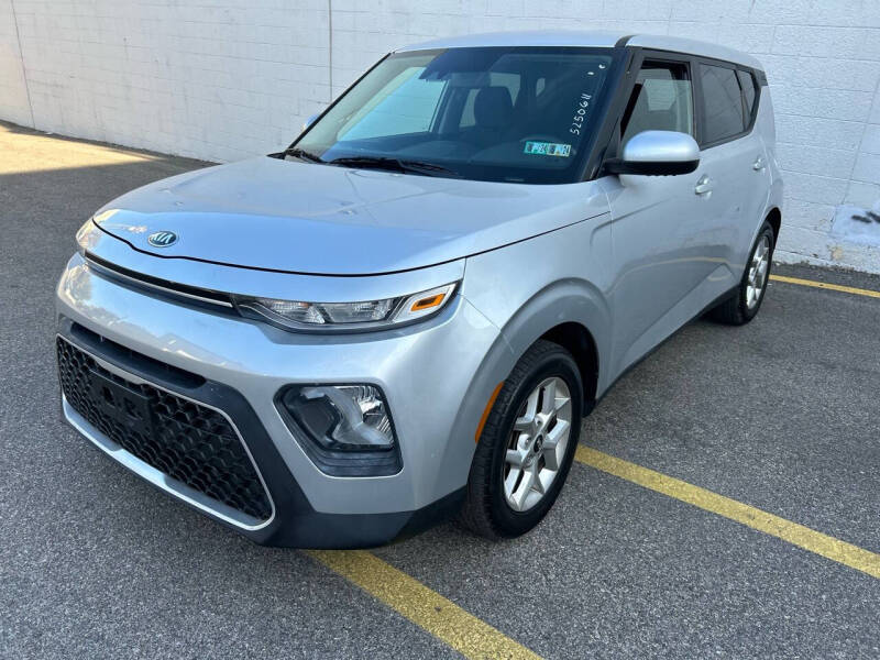 2021 Kia Soul S photo 2