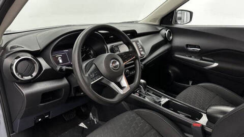 2022 Nissan Kicks SV