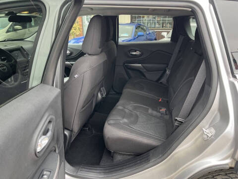 2019 Jeep Cherokee Latitude