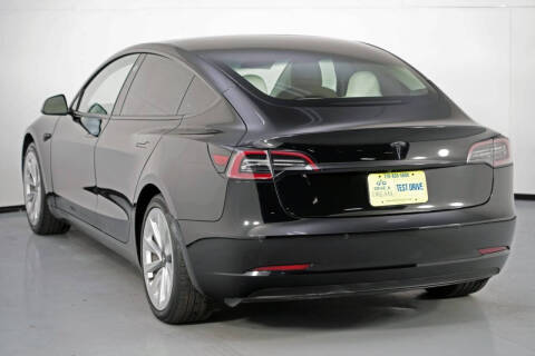 2021 Tesla Model 3 Standard Range Plus