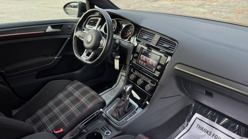 2019 Volkswagen Golf GTI