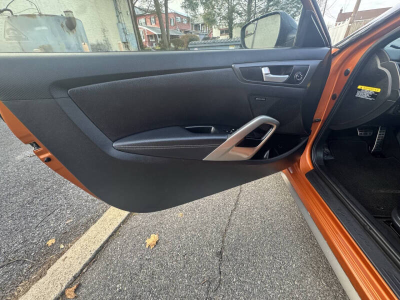 2016 Hyundai Veloster Turbo