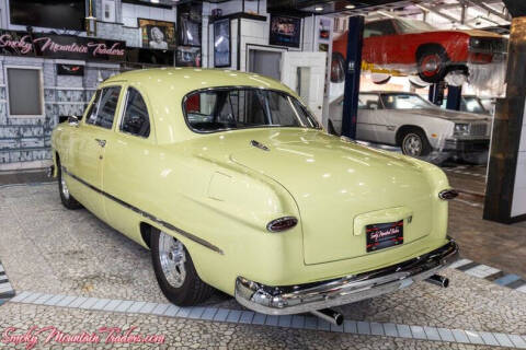 1950 Ford Custom Deluxe
