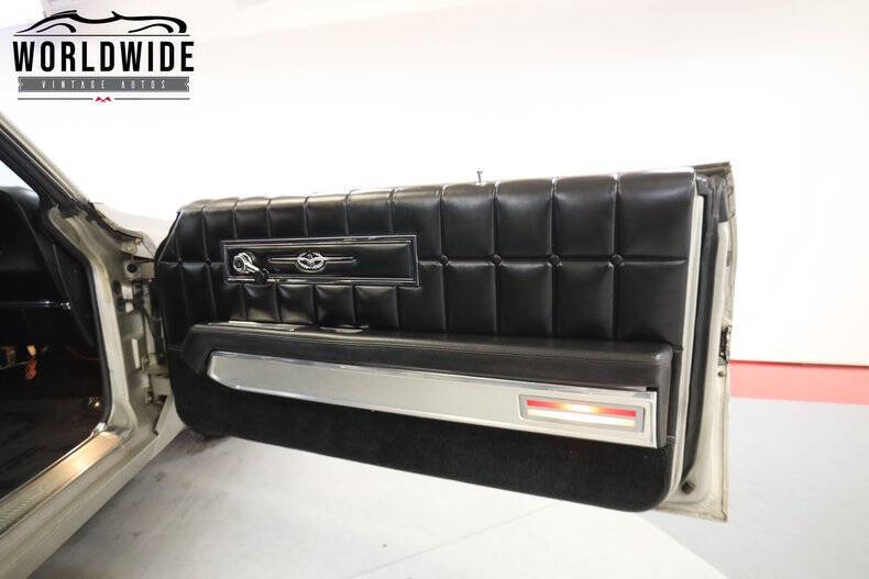 1971 Ford Thunderbird