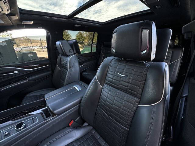 2022 Cadillac Escalade ESV Sport Platinum