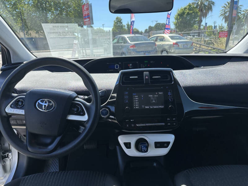 2016 Toyota Prius Two