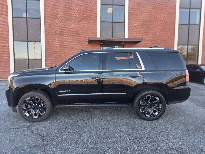 2016 GMC Yukon Denali's photo