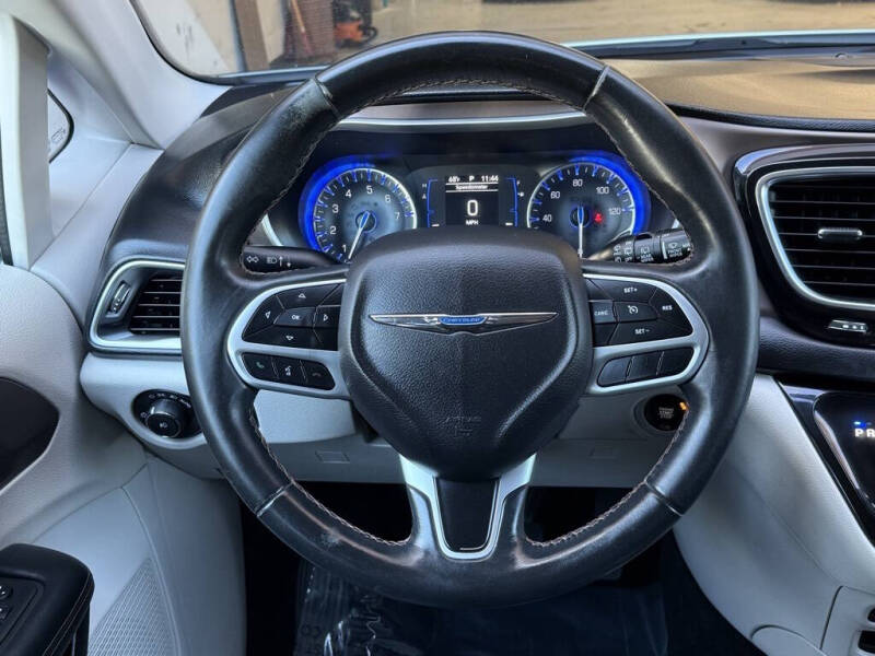 2018 Chrysler Pacifica Touring L