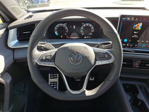 2026 Volkswagen Tiguan SE R-Line Black 4Motion