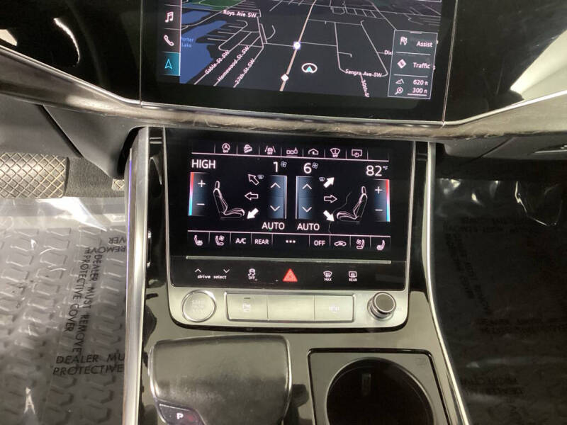 2019 Audi Q8 quattro Prestige 55 TFSI