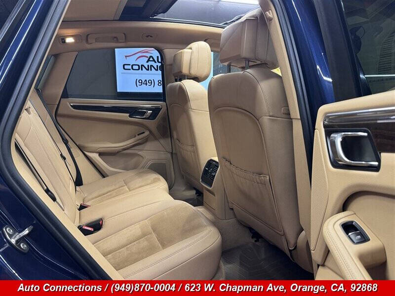 2015 Porsche Macan S