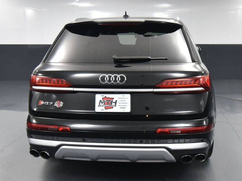 2024 Audi SQ7 4.0T quattro Premium Plus