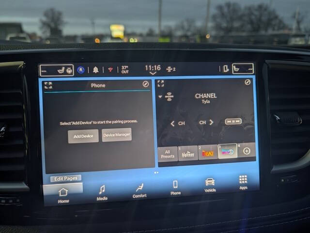 2026 Chrysler Pacifica Select