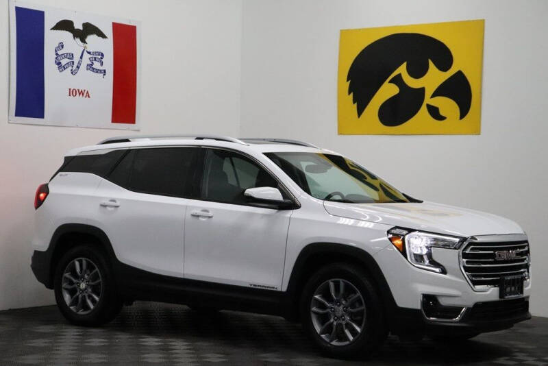 2022 GMC Terrain for sale at Carousel Auto Group in Iowa City IA