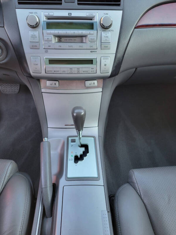 2004 Toyota Camry Solara SLE V6