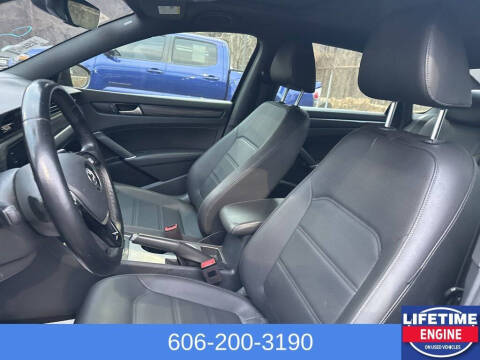 2021 Volkswagen Passat R-Line