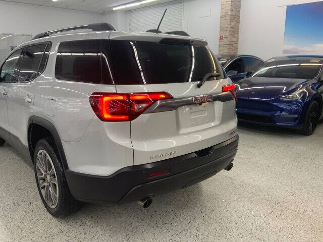 2017 GMC Acadia SLT-1