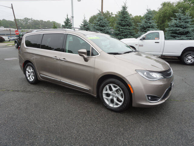 2018 Chrysler Pacifica Touring L
