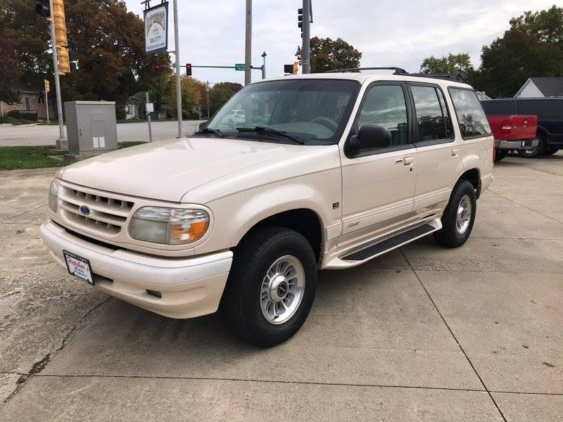 1997 Ford Explorer for sale at HATCHER'S C.A.R.S. Inc in Mahomet IL