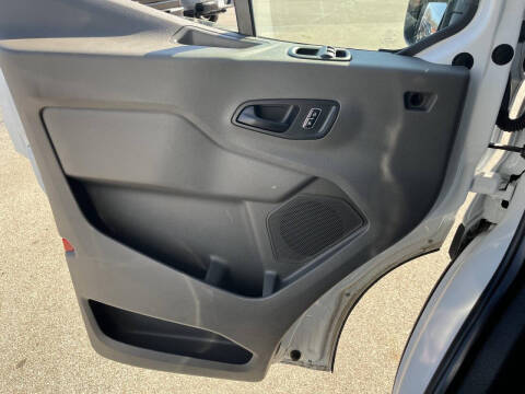2023 Ford Transit 250