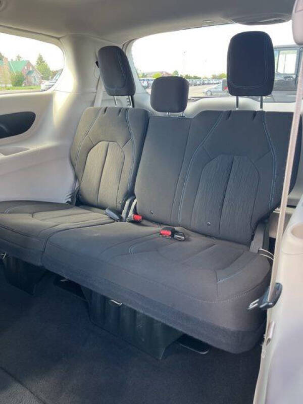 2021 Chrysler Pacifica Touring