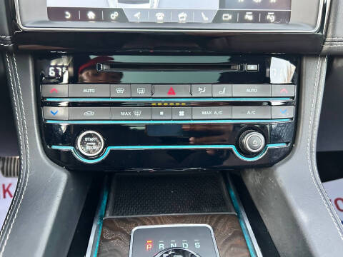 2017 Jaguar F-PACE S