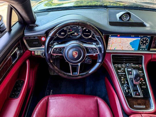 2018 Porsche Panamera 4 E-Hybrid