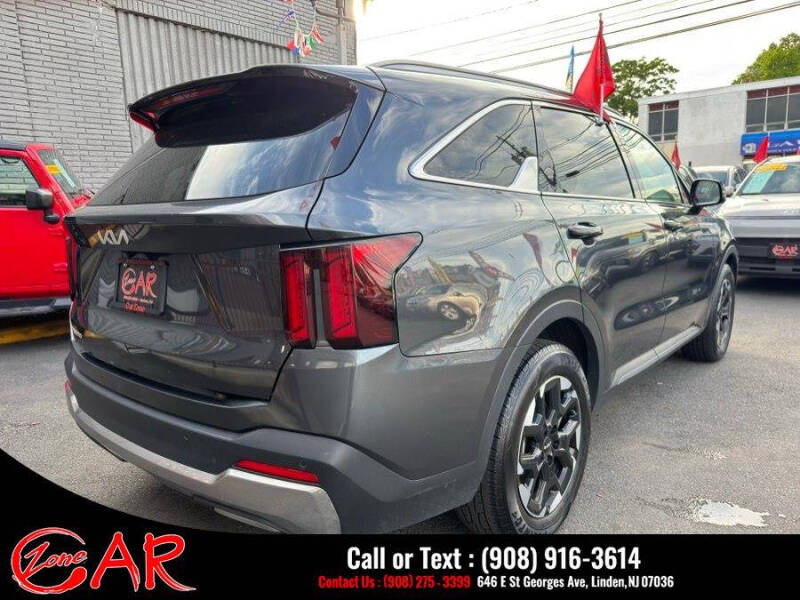 2024 Kia Sorento S