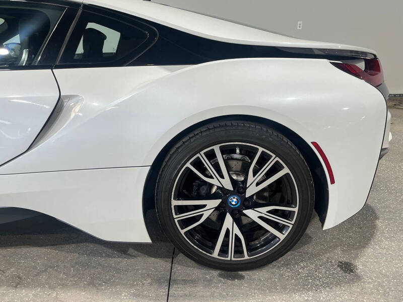2015 BMW i8