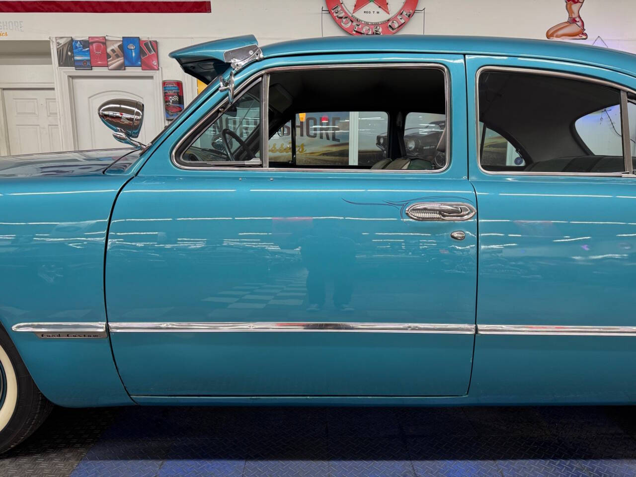 1949 Ford CUSTOM 23