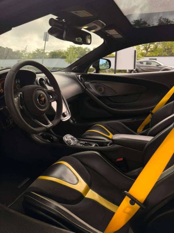 2018 McLaren 570GT