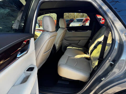 2017 Cadillac XT5 Luxury